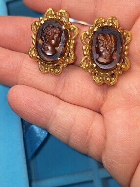 Florenza Molded Glass Cameo Clip On Earrings